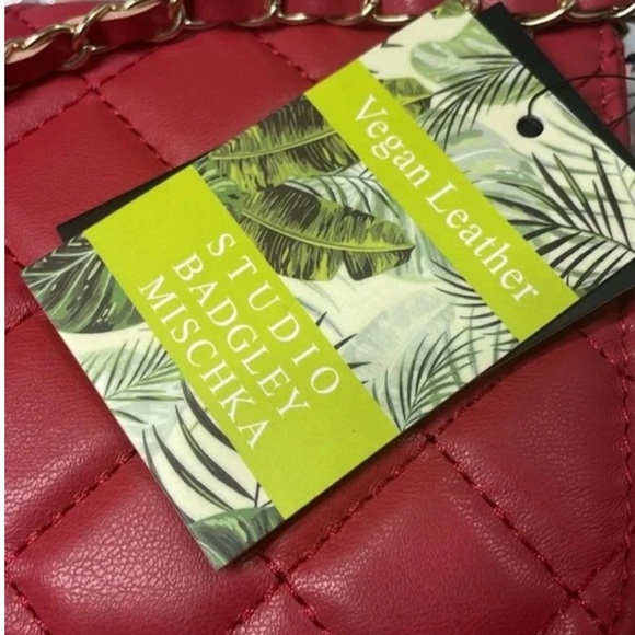 Badgley Mischka Quilted Crossbody Red, Gold braided chain - Picture 4 of 7